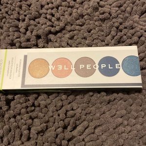 NIB Well People Eyeshadow Palette
